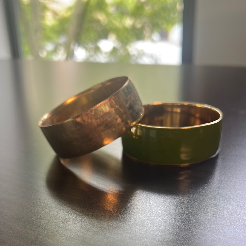 💚 J.Crew Gold & Green Chunky Bracelet Duo – Timeless Elegance ✨
